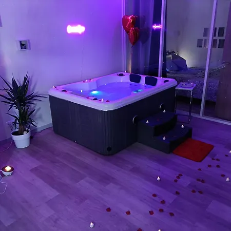 Cocoonspa Jacuzzi Privatif شقة
